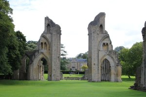 Ruins of the abbey arcade