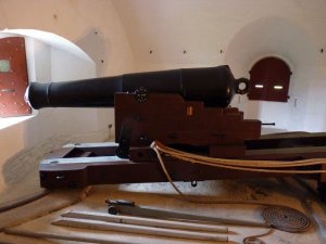 Cannons are a feature of this castle!!