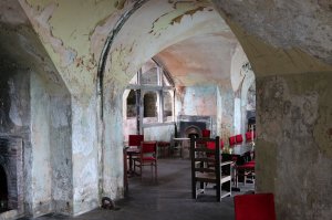 Interior2