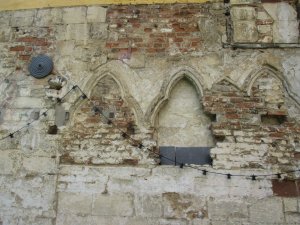 These alcoves once contained basins for the monks to wash their hands before entering the refectory