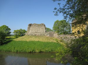 Looking across the moat to the ruins