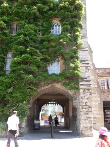 The original East Gate arch, with the Castle Hotel building on top
