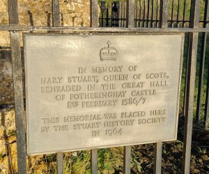 Plaque commemorating the execution of Mary Queen of Scots