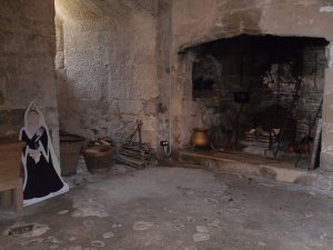Queen Victoria hiding in the kitchen