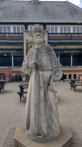 Statue  of Wolsey outside the cafe