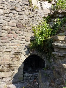 Remains of arched doorway on the prison building
