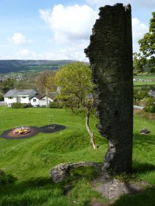 Remains of the gatehouse tower